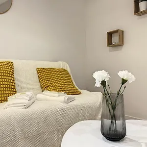 Studio Isle Sur La Sorgue Appartement