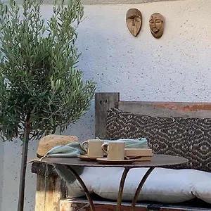 La Terrasse Du Pont Jullian Charme Et Calme Dans Le Coeur Historique Appartement